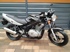 Suzuki gs 500 - 4