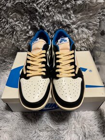 Jordan 1 Low Travis Scott Fragment - 4