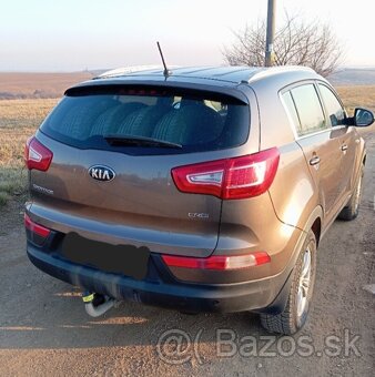 Kia Sportage 1.7 CRDi RV 2012 - 4