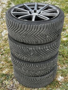 5x112 r19 8,5J ET45 + celorocne 235/35 ZR19 - 4