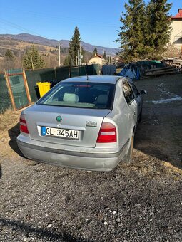 Škoda Octavia 1.6 benzín 55KW - 4