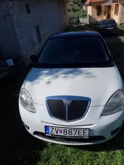 Lancia Ypsilon 1.2 - 4