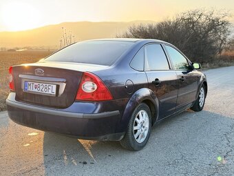 Ford Focus 2 sedan benzin/LPG - 4