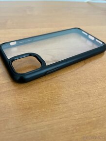 Kryt Spigen na Iphone 11 + ochranne sklo - 4