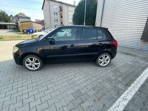 Škoda Fabia 1.4 16V SPORTLINE EDITION - 4