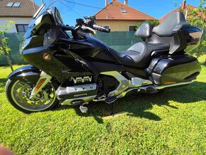 Honda Goldwing GL1800 2019 manuál - 4