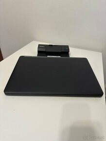 Dell Latitude E5550 - 4