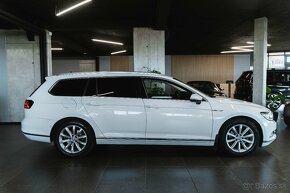 Volkswagen Passat Variant 2.0 TDI Business 4Motion DSG - 4