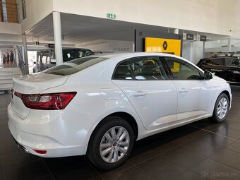 Renault Mégane GrandCoupé evolution TCe 140 - 4