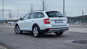 Škoda Octavia Combi 2.0 TDI Scout DSG 4x4 - 4