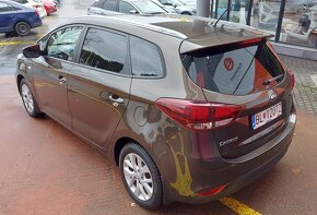 Kia Carens 1.6 GDi 99kW Gold - 4