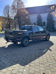 Ford F-150 - 4