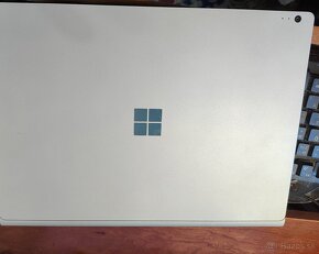 Predám notebook Microsoft Surface Book 2 (2 v 1), 15", 4K - 4