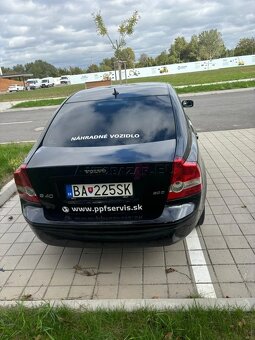 Predám Volvo S40 2.0 D - 4