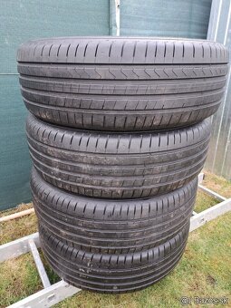 Pneu Hankook 215/60 R17 2023 - 4