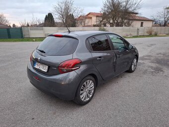 Peugeot 208 Style 2016 - 4