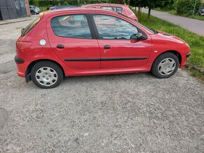 Predám Peugeot 206 1.1i 44kw 2003 - 4