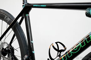 Bianchi Specialissima, Shimano Ultegra Di2 2x12 Disc - 4