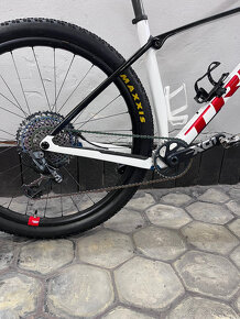 Trek Procaliber Crystal White/Trek Black veľkost L - 4