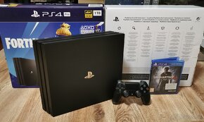 PS4 PRO 1TB - 4