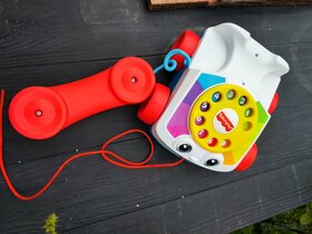 Malo hrany Fisher Price telefonik na tahanie - 4