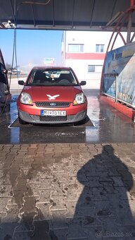 Dobrí deň predám Ford fiesta  1. 4 tdc - 4