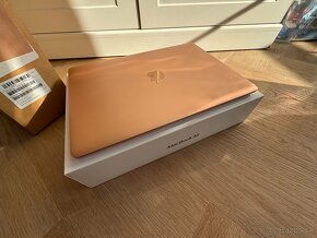 MacBook Air M1 512GB 8GB RAM Rose gold - 4