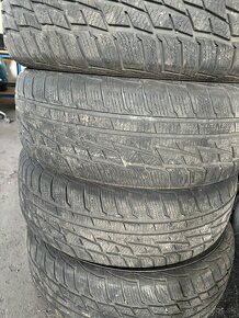 Zimné 235/60r18 - 4