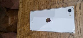 Predam apple iphone SE2020 128 GB - 4