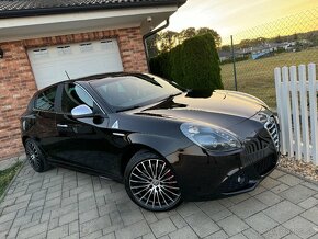 Alfa Romeo Giulietta Quadrifoglio Verde 1750 TBI 235PS - 4