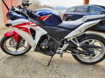 Honda CBR250R - 4