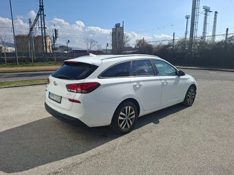 Hyundai i30 1.0Tgdi Combi GO - 4