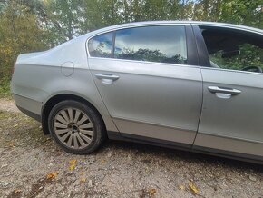 Predám náhradné diely na Volkswagen Passat b6 3c strieborny - 4