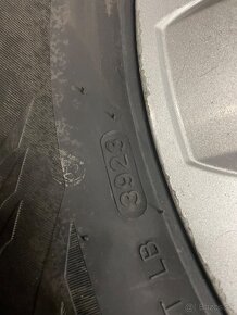 255/55R18 SUV - 4