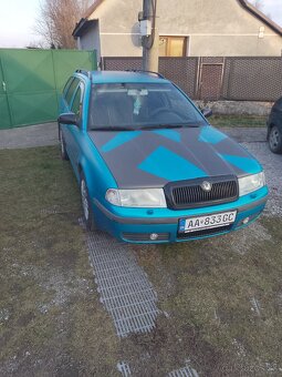 Predám Škoda Octavia 2.0 benzín - 4