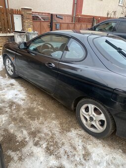 Hyundai coupe - 4