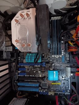 Asus M5A97+CPU FX 8320+RAM 4x4GB - 4