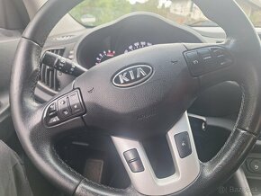 KIA SPORTAGE 2.0CRDI 4X4 AUTOMAT - 4