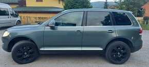 Volkswagen Touareg 7L V10 TDI - 4