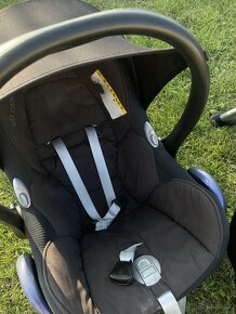 Maxi Cosi s Isofix základňou - 4