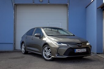 Toyota Corolla 1.8 hybrid HEV SPECIAL - 4