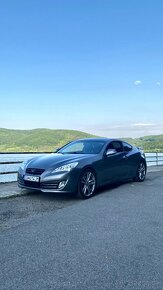 Hyundai Genesis coupe 2.0T - 4