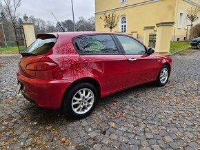 Alfa Romeo 147 1.6 T.S. - 4