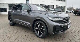 Volkswagen Touareg-3.0 TDI R-Line - 4