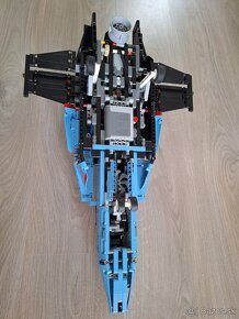 Lego Technics 42066 lietadlo / stíhačka - 4