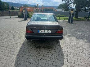 Mercedes-Benz W124 250d - 4