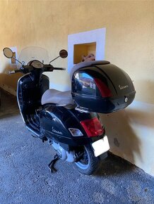 Piaggio Vespa GTS 250 I.E. - 4