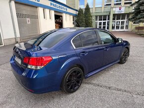 Subaru Legacy 2.5i CVT sedan - 4