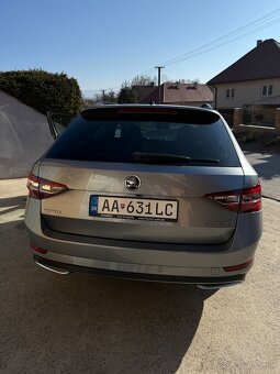 Škoda Superb Sportline 2.0TDI Carbon packet 140kw - 4