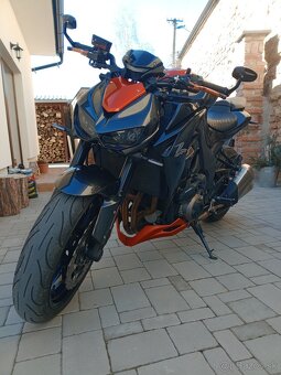 Kawasaki Z1000 - 4